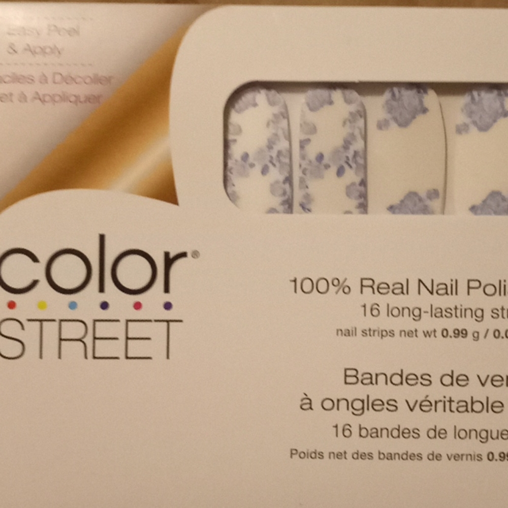 Colorstreet